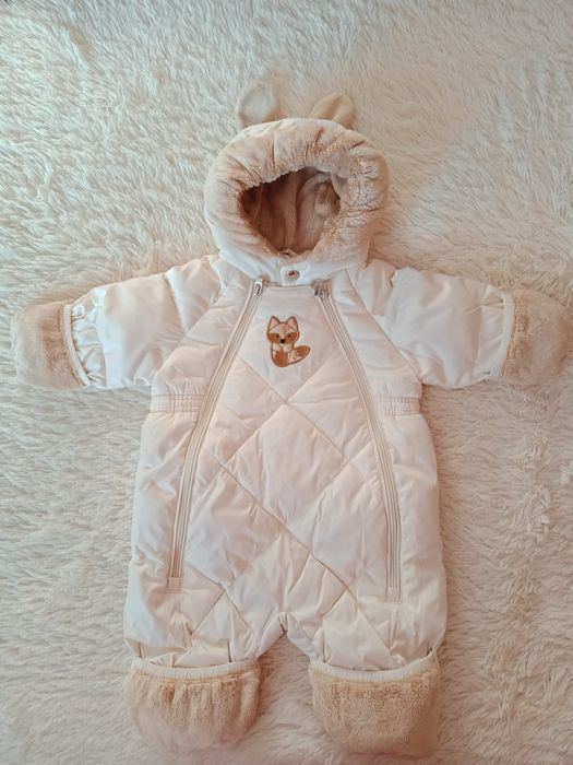 Комбинезон зимний 3-6 месяцев.