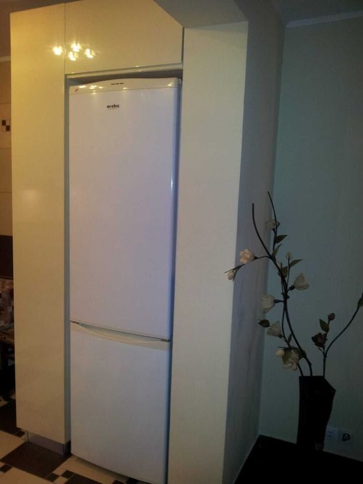 Inchiriez Apartament 3 camere Sudului (Berceni/Oltenitei) cu centrala