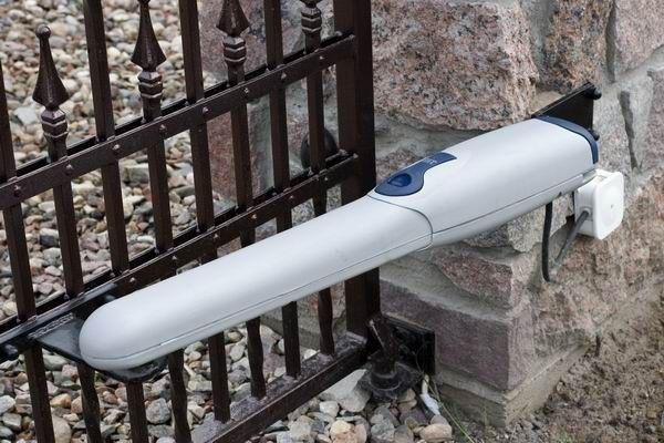 Автоматика для распашных ворот