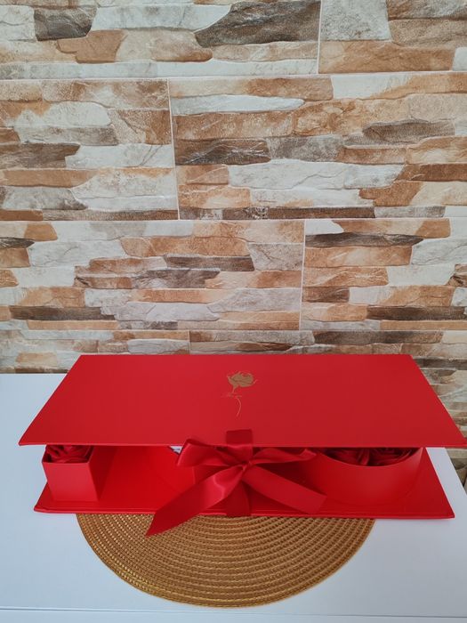 Aranjament cu trandafiri de săpun