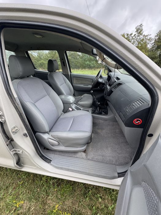 TOYOTA Hilux 2010 — imagine 5