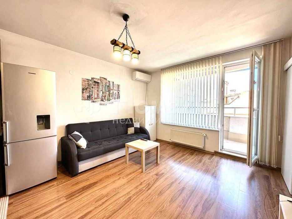 Дава се под наем Двустаен апартамент в София, Бъкстон - 78 кв.м за 649 € - Снимка #2