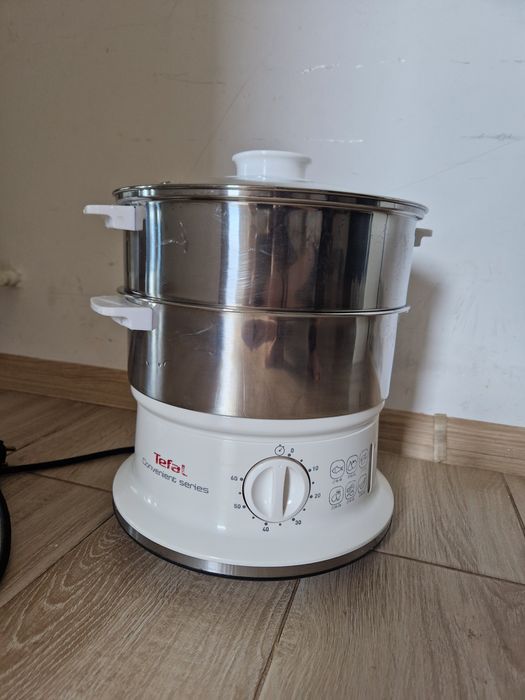 Aparat de gătit la aburi