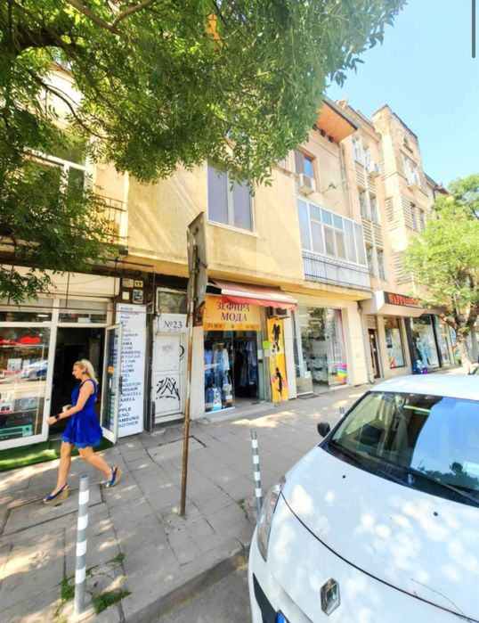 Продава се Тристаен апартамент в София, Оборище - 92 кв.м за 2825 €/кв.м - Снимка #3