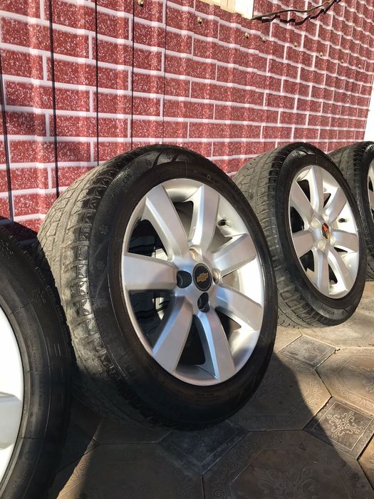 Диски с шинами на 16