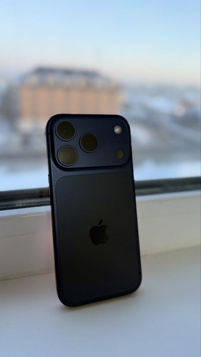 Iphone 17 pro 256gb blue