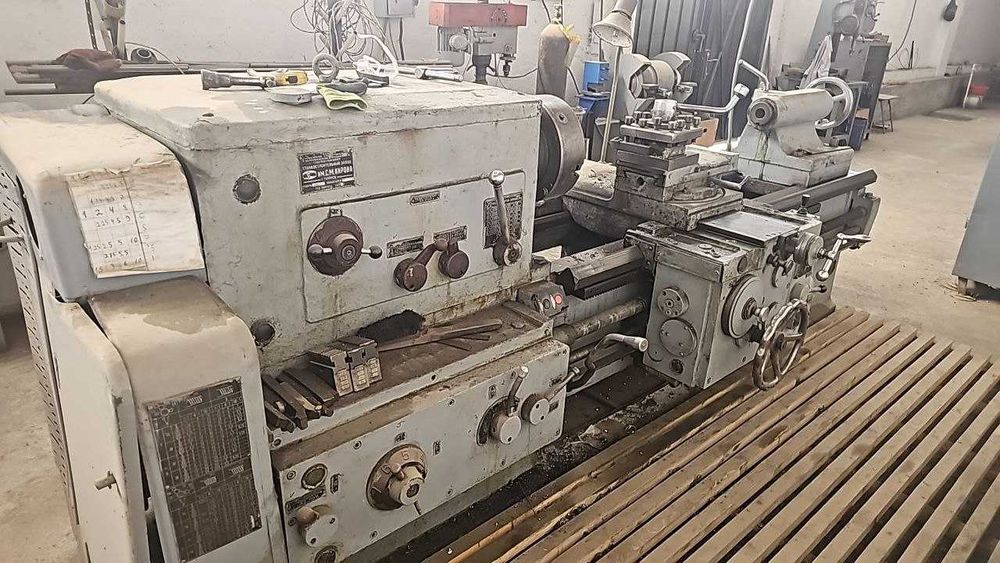 Продается токарный станок Дип 300, станок сотилади, tokarka stanok