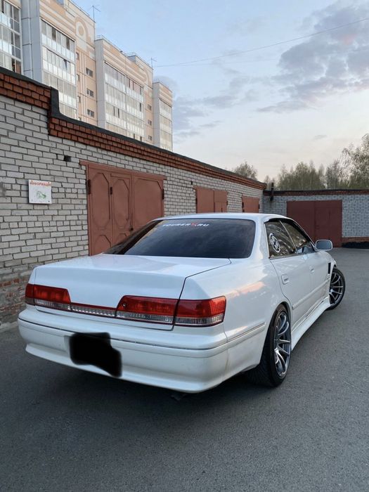 Продам бампера на марк2 GX100