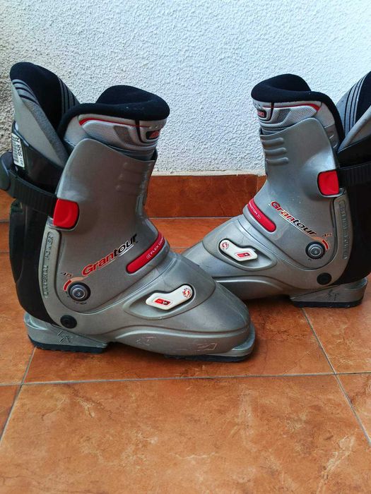 Отлични Детски Ски обувки Nordica размер 22.5, Унисекс, 25 лв.