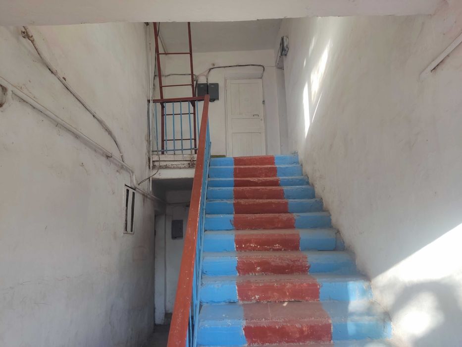 2 х комнатный Дом сатылады Ремонты жок