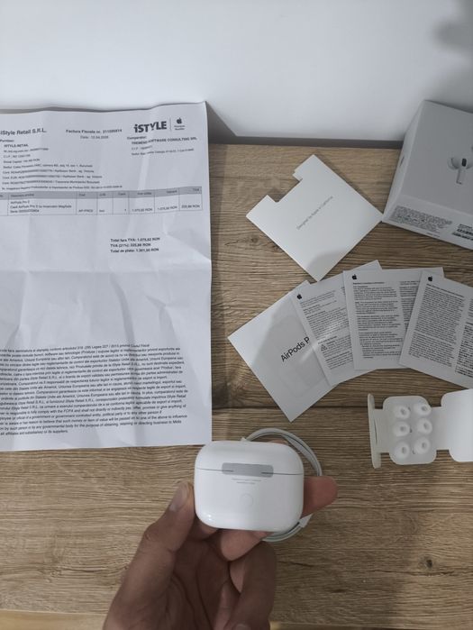 Air Pods Pro 2 originale, dețin factura de la istyle