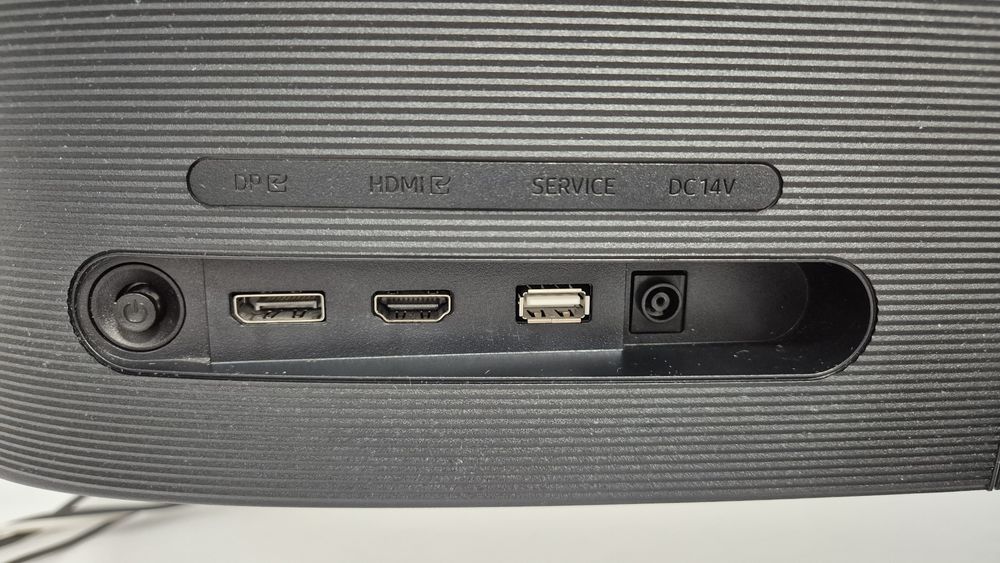 Монитор Samsung 24" инча 100Hz