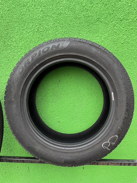 215/60/17 M+S Pirelli Bridgestone Profil rămas 70%