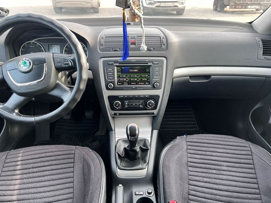 Продам надёжную машину