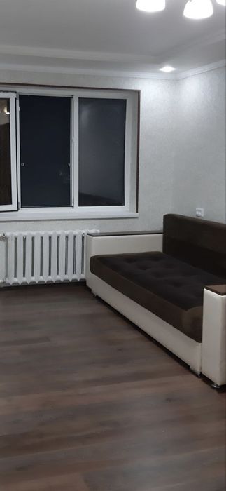 Мебель спальни сотилади