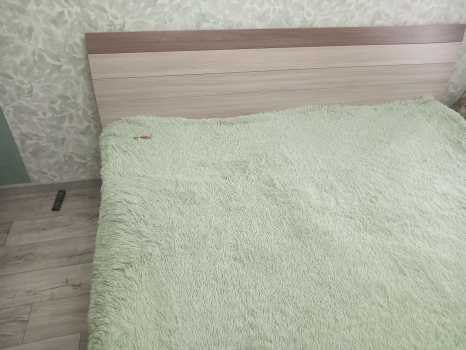 Кровать двуспальная