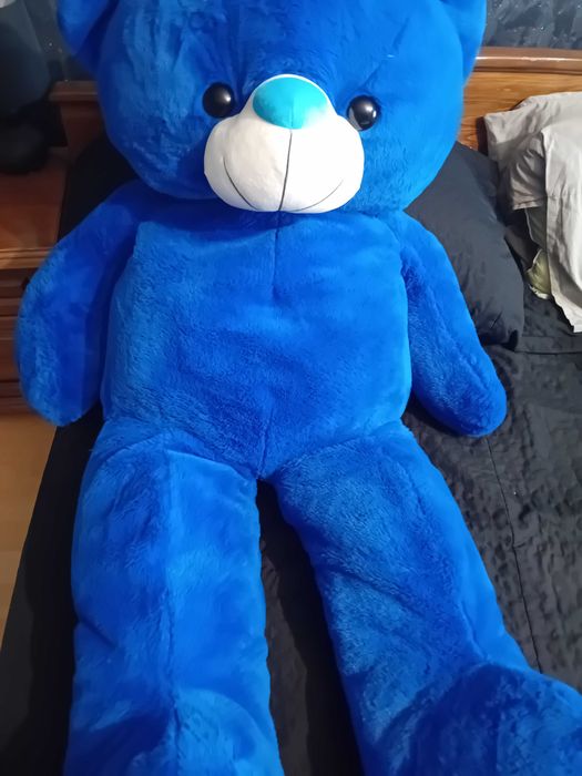Голямо плюшено мече