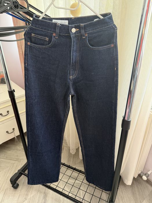 Дънки с висока талия Zara