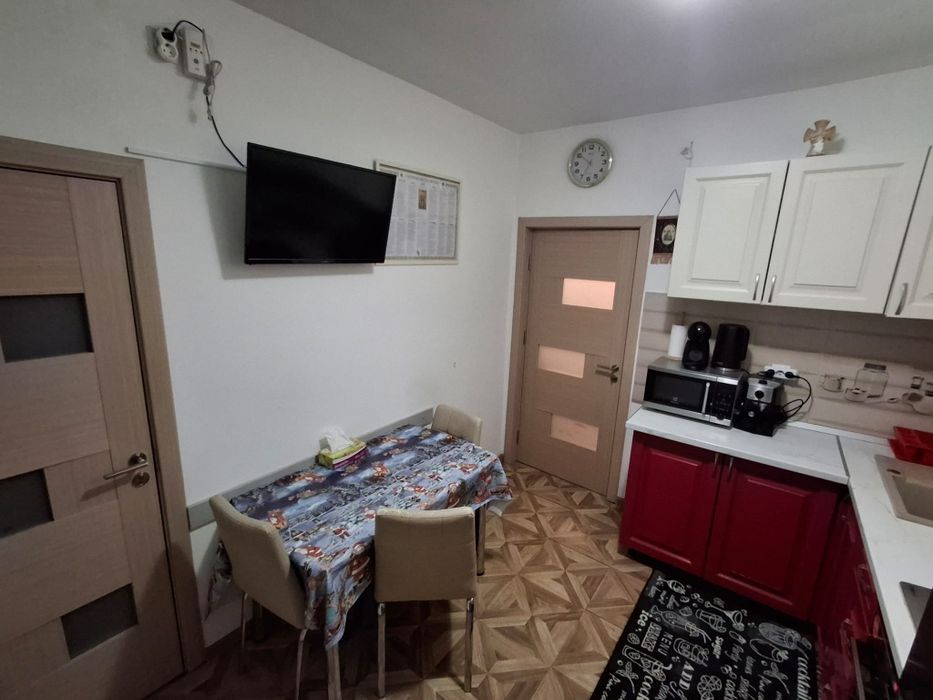 Casa duplex utilata si parțial mobilată in Livezeni ,asfalt,in zona de