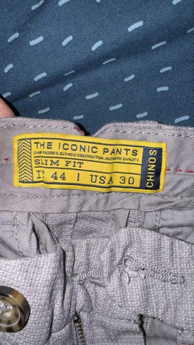 Pantaloni the iconic pants chinos