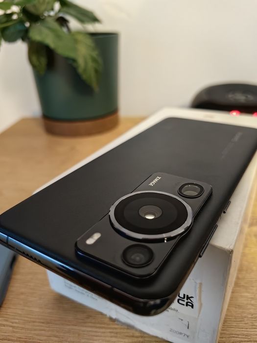 Huawei p 60 pro  impecabil !
