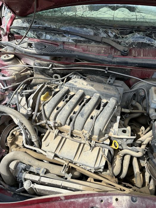 Разбор Рено Сандеро степуай 2014  автомат 1.6