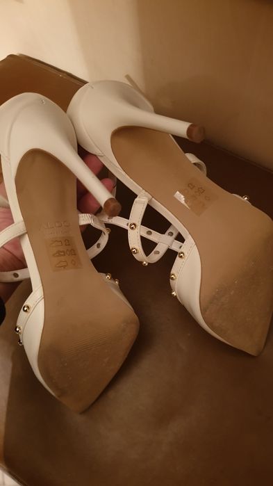 Обувки/сандали ALDO