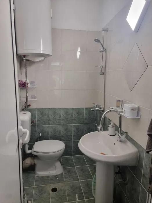 Двустаен апартамент, под наем, Център