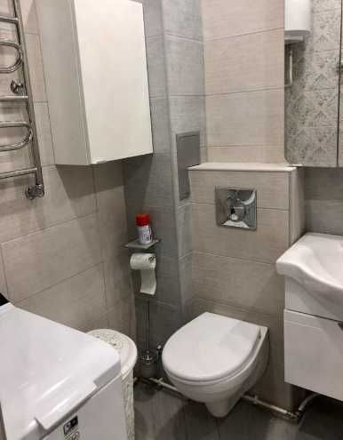 Дава се под наем Едностаен апартамент в Пловдив, Остромила - 40 кв.м за 244.8 € - Снимка #2