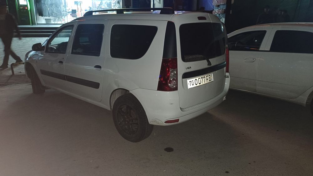 Lada largus sotiladi