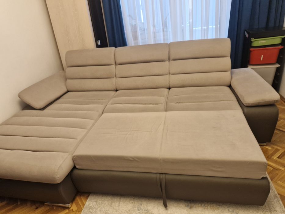 Colțar Lemns in stare  foarte bună. Detalii la cerere.