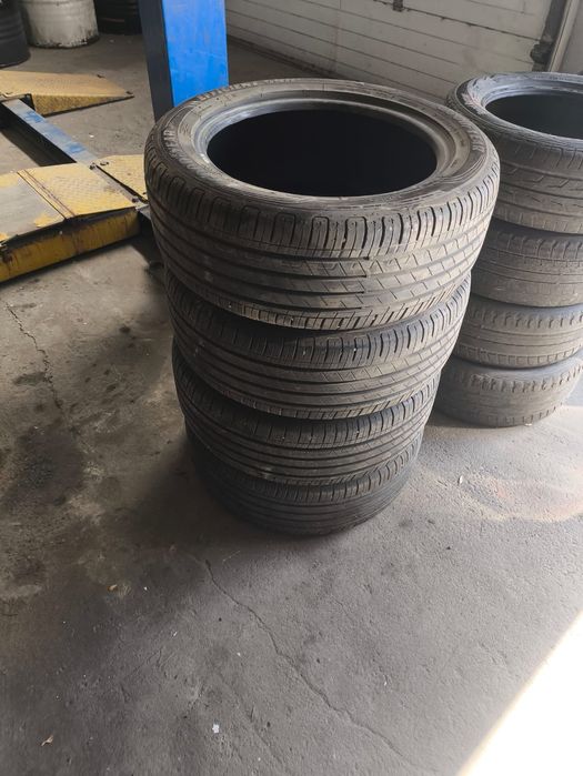 Шины GOODIYEAR R17  комплект почти новые р17