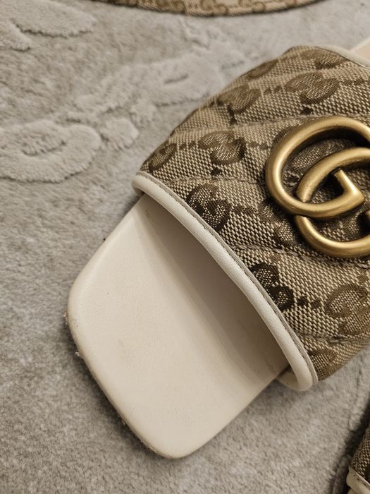 Papuci și pălărie Gucci