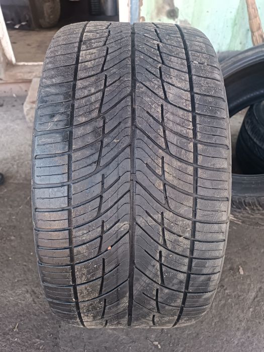 Продаются шины разные по размерам