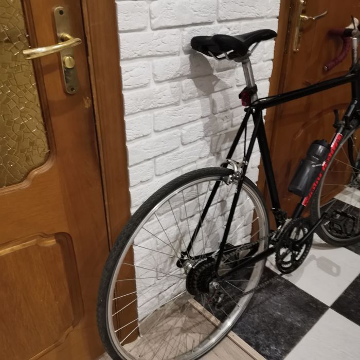 Гоночный велосипед