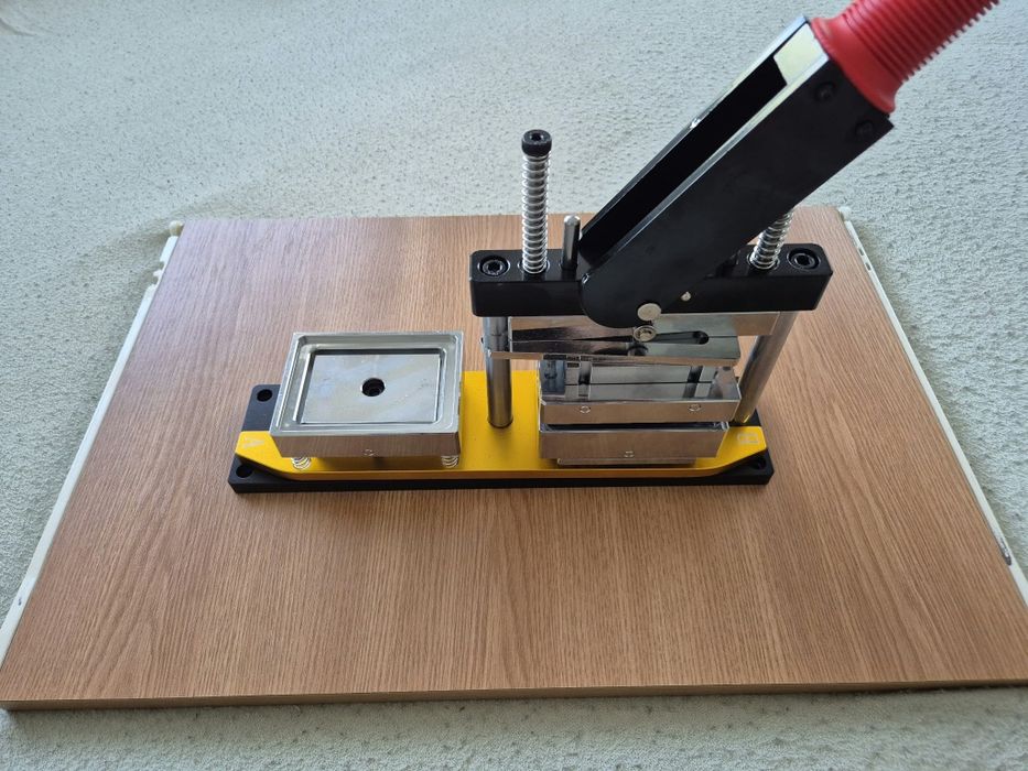 Presa magneti 56x81 mm + cutter + seturi magneti
