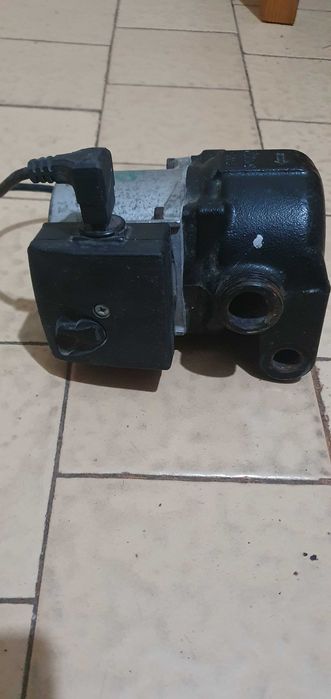 Pompa de recirculare Bosch(Grundfos)