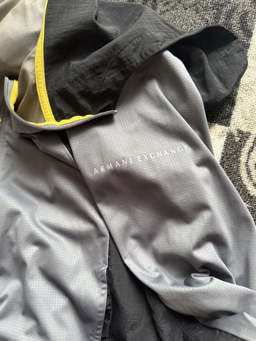 Ветровка Armani Exchange