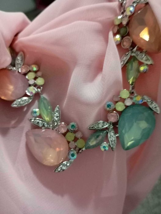 Colier Ikta turquoise sidefat sau colier uk