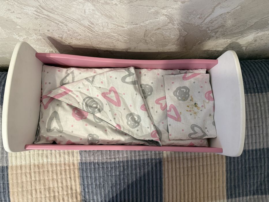 Кровать для куклы