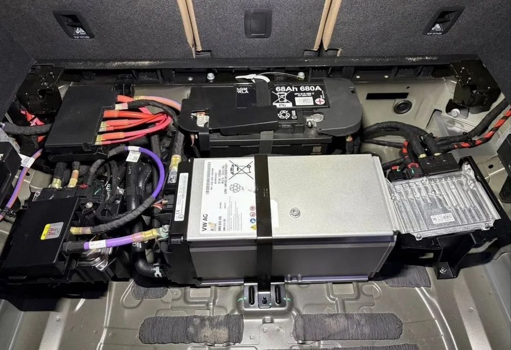 Ремонт аккумулятора 48V Audi Q5L GU