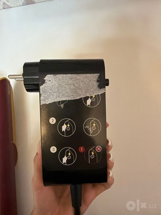 dyson air strait  Red Velvet/Gold