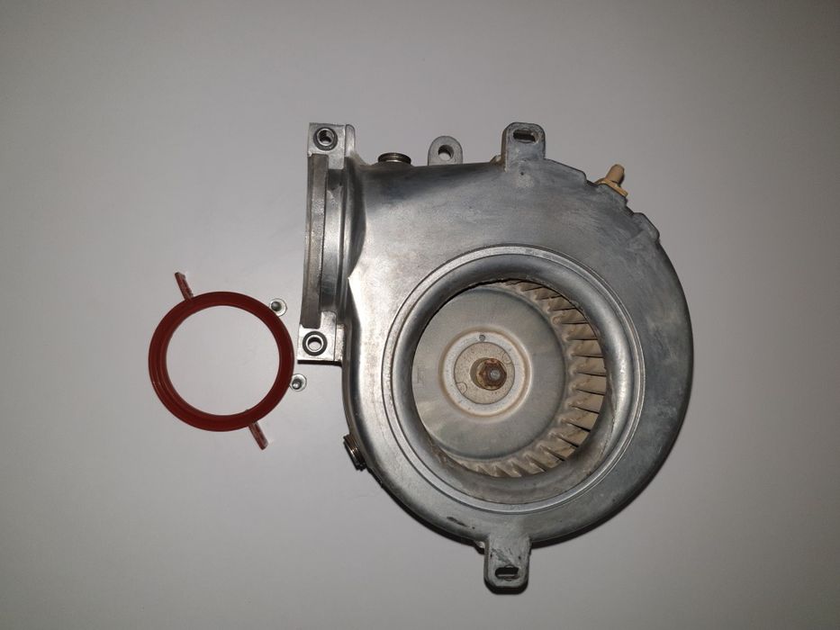 Ventilator Centrală Termică Ariston AS Genus 35 W