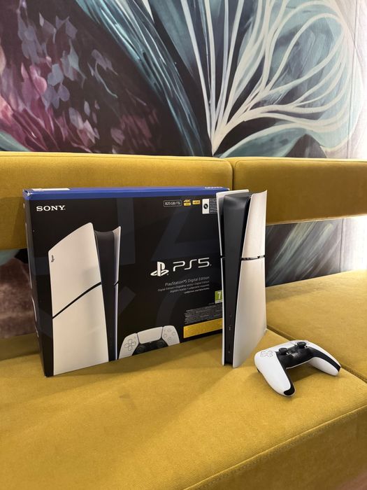 Vand Ps5 Digital Edition,este inca in garantie