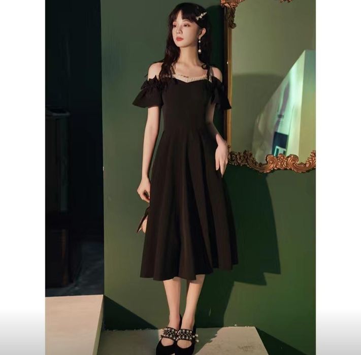 Платье новое 46р, 5000т