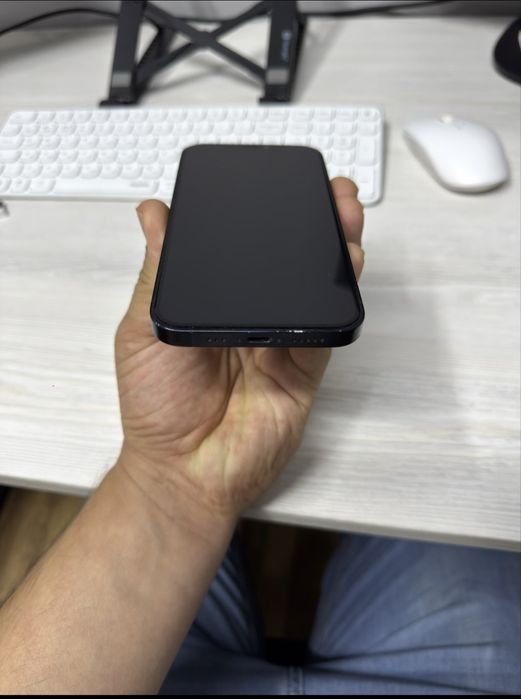 iPhone 12 128GB Sotiladi!