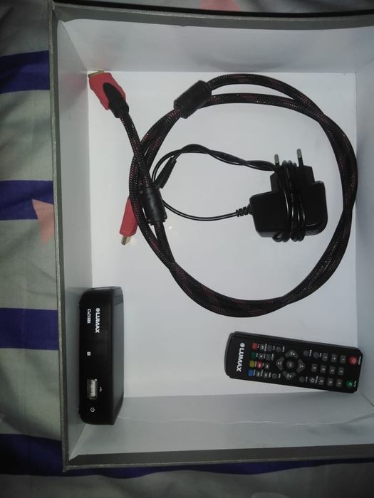 Телевизор LG 81 см. 32 диагональ.