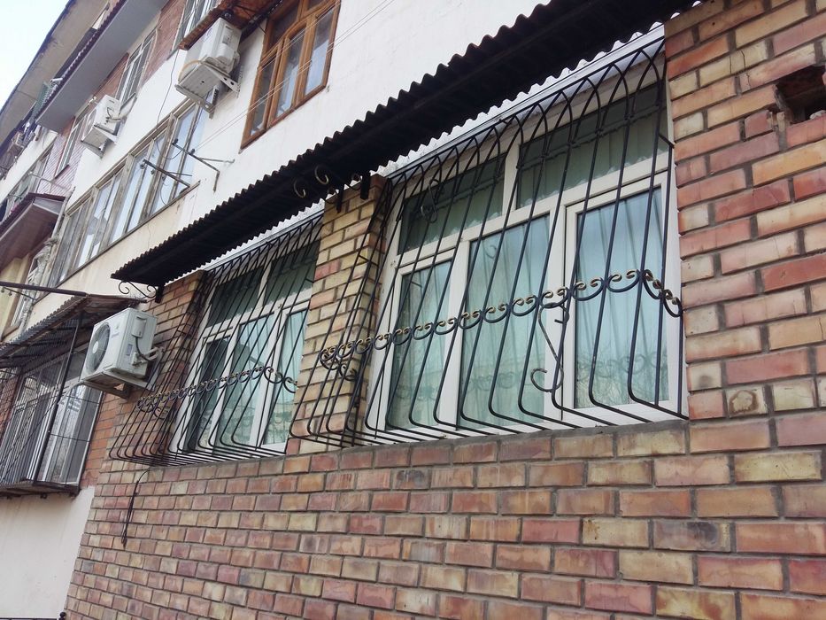 Решетки ,стелажи, навесы.