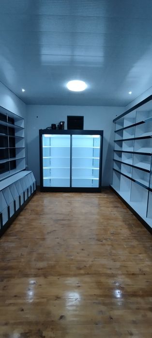 Vitrenniy Xaladelnik