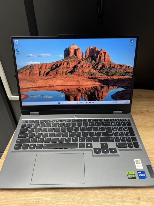 Laptop Gaming Lenovo Intel i5-13450HX, 16GB RAM, SSD 1TB, RTX4060 8GB